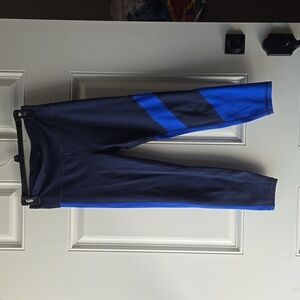 Gap Fit Blackout Technology Yoga Leggings